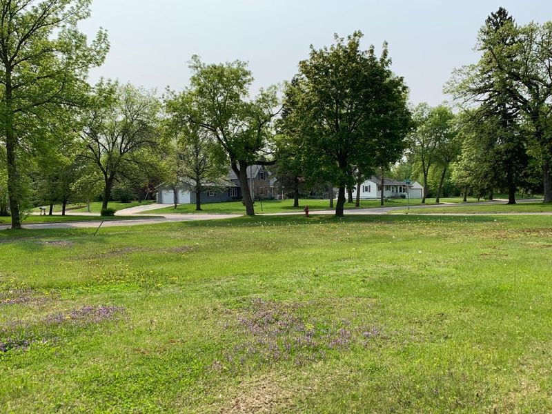 921 5th Ave E, Alexandria, MN 56308