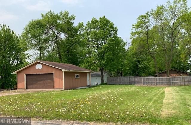 2217 Robin Ln, Buffalo, MN 55313