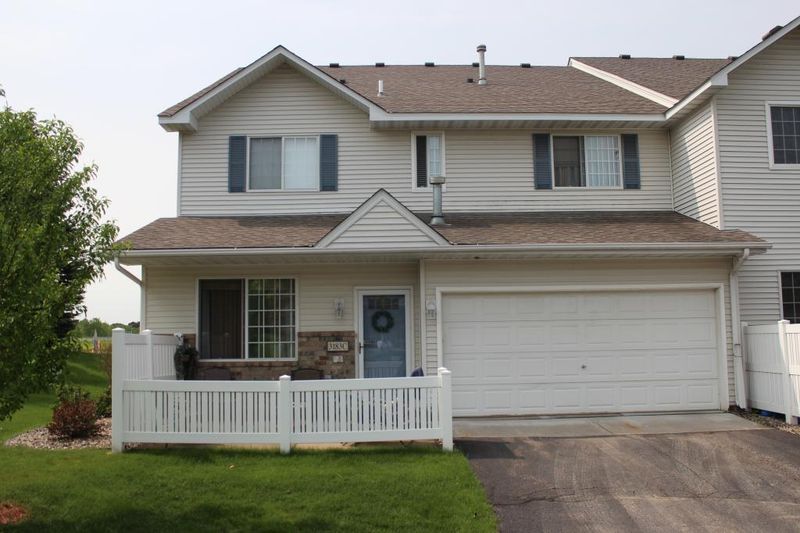 3183 Juniper Ln #C, Woodbury, MN 55125