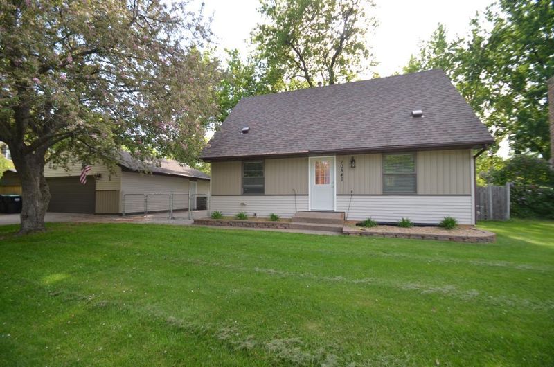 10846 Norway St NW, Coon Rapids, MN 55448