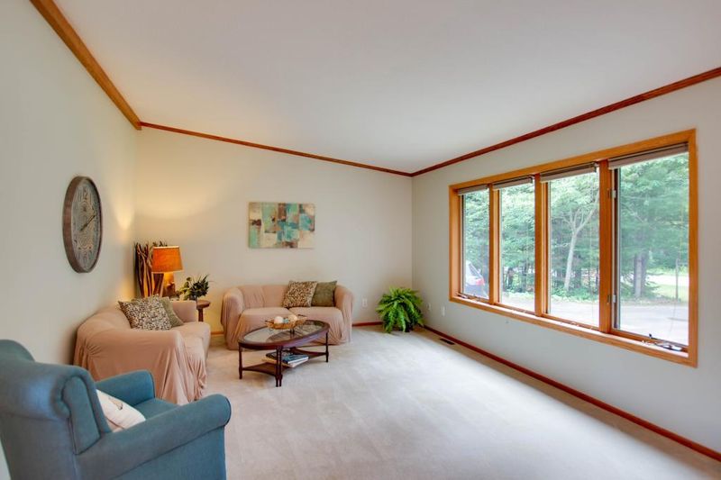 51782 Warbler Dr, Bemidji, MN 56601
