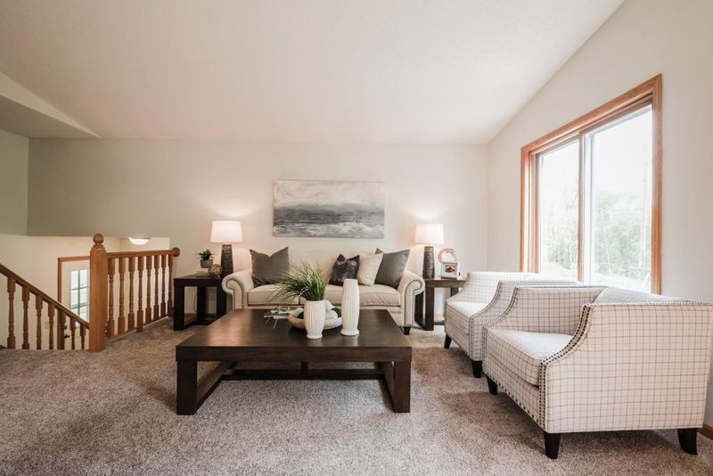 701 Headley Ct, Northfield, MN 55057
