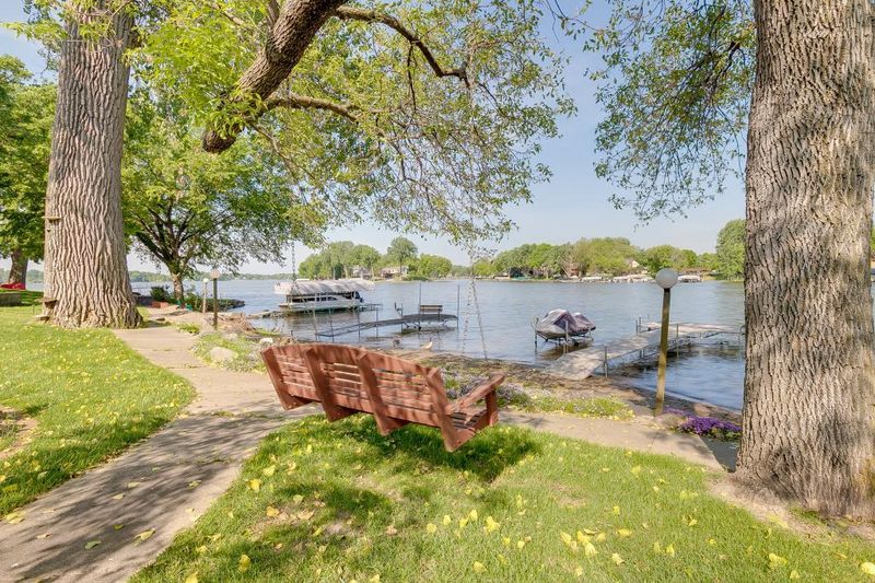 4060 Grainwood Trl NE, Prior Lake, MN 55372