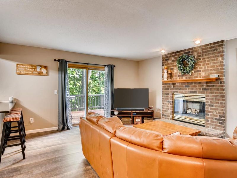 6518 Glacier Ln N, Maple Grove, MN 55311