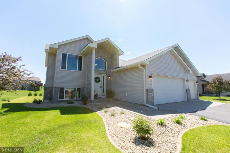 1407 18th Ave SE, Cambridge, MN 55008
