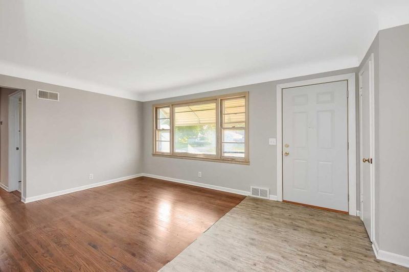 3608 66th Ave N, Brooklyn Center, MN 55429