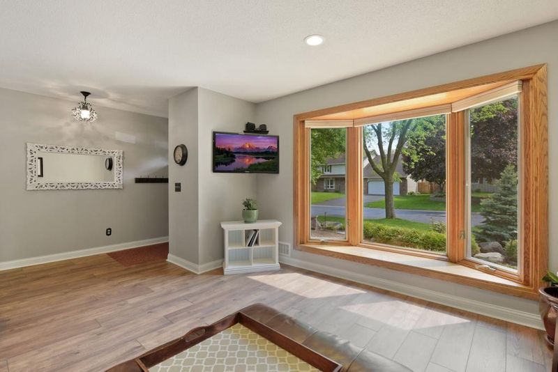 14586 91st Pl N, Maple Grove, MN 55369