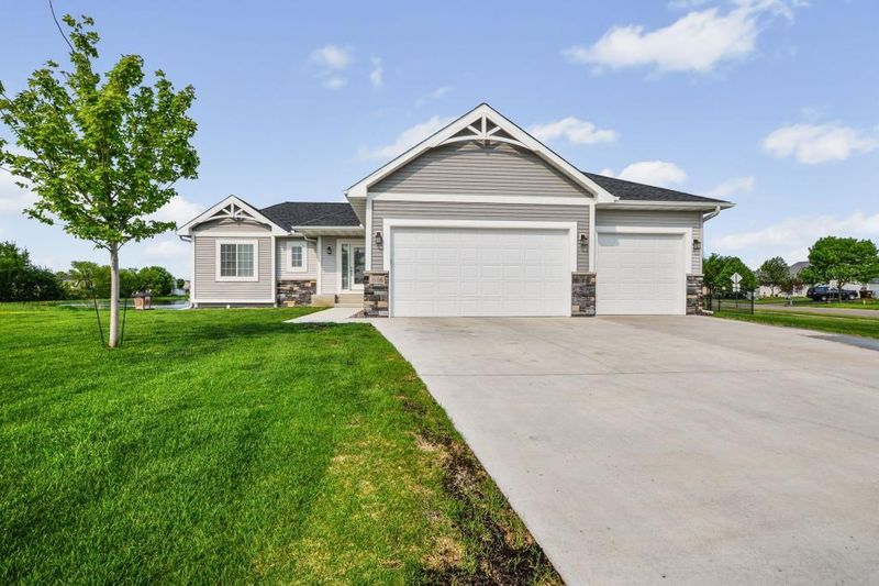 19196 Eagle Lake Rd S, Big Lake, MN 55309