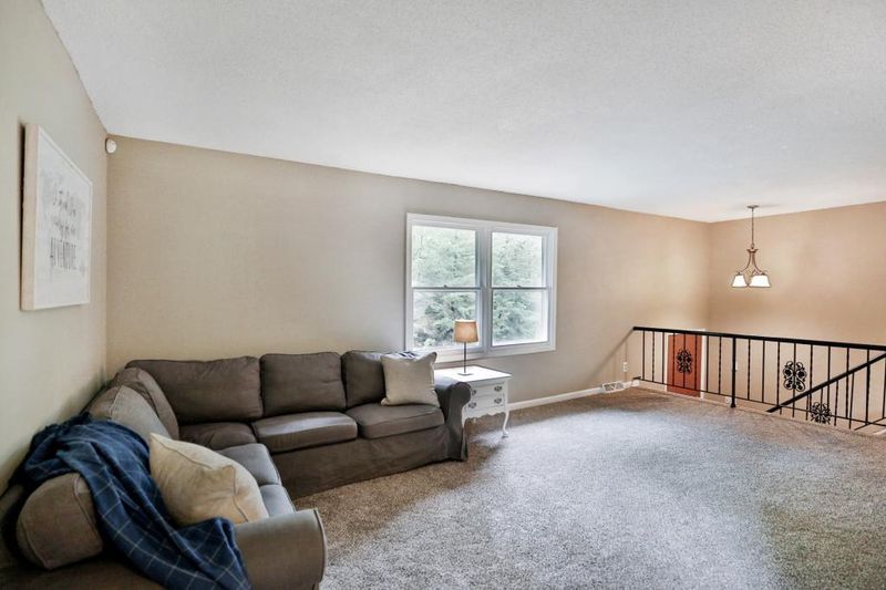 319 Webster, Willernie, MN 55090