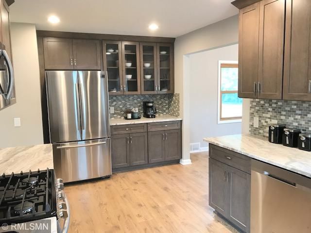 23 19th Ave S, Hopkins, MN 55343