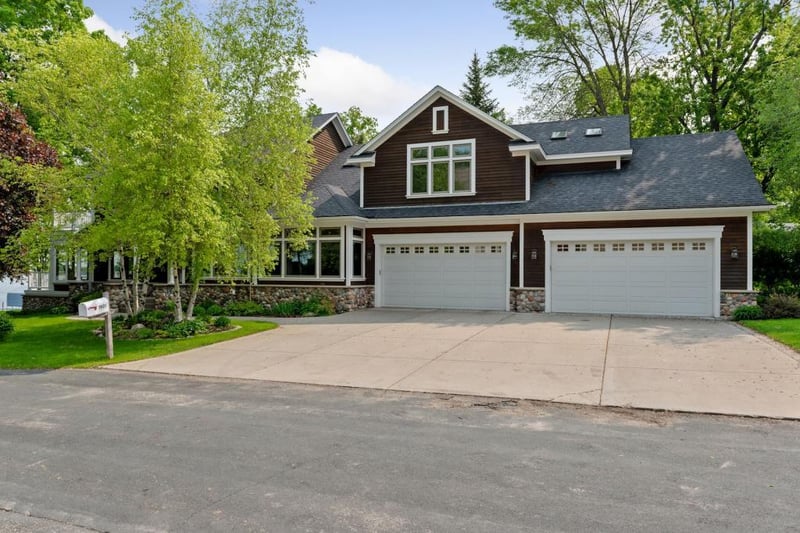 1901 Lake Rd, Minnetonka Beach, MN 55391