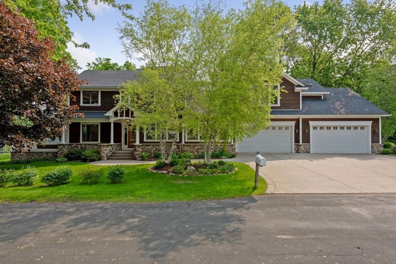 1901 Lake Rd, Minnetonka Beach, MN 55391