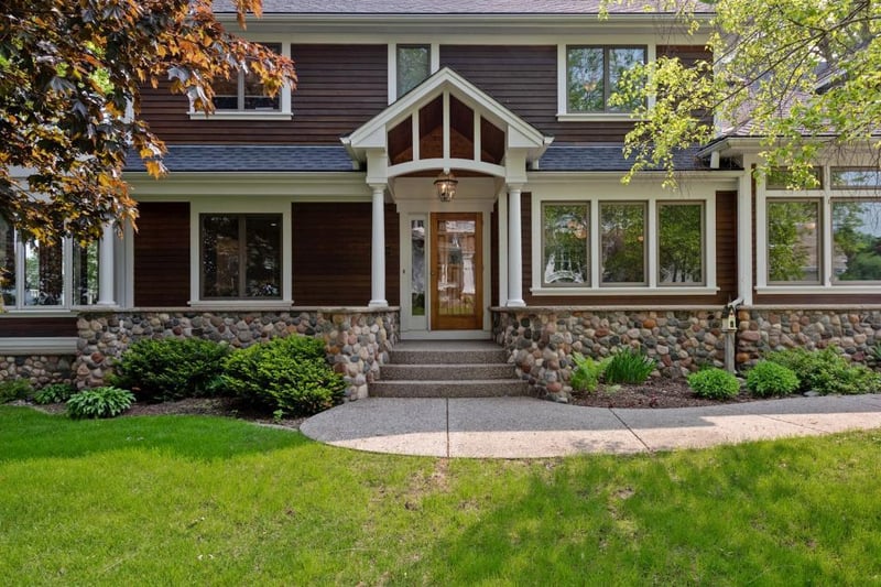 1901 Lake Rd, Minnetonka Beach, MN 55391