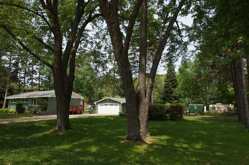 2451 Sherwood Rd, Mounds View, MN 55112