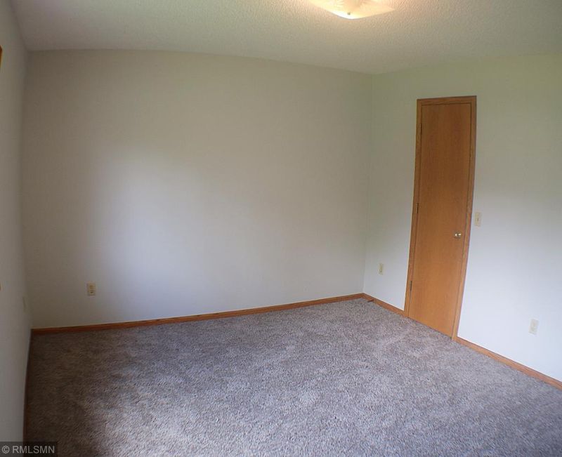 8715 212th St N, Forest Lake, MN 55025