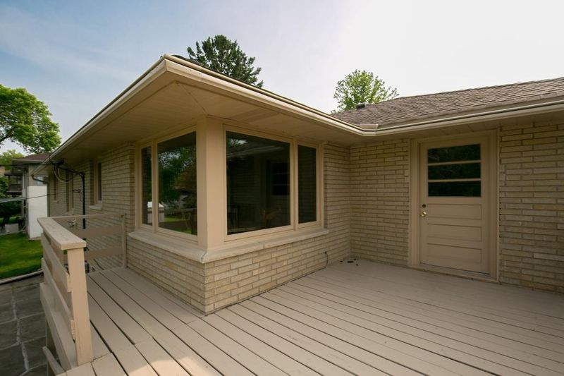 3408 Belden Dr NE, Saint Anthony, MN 55418