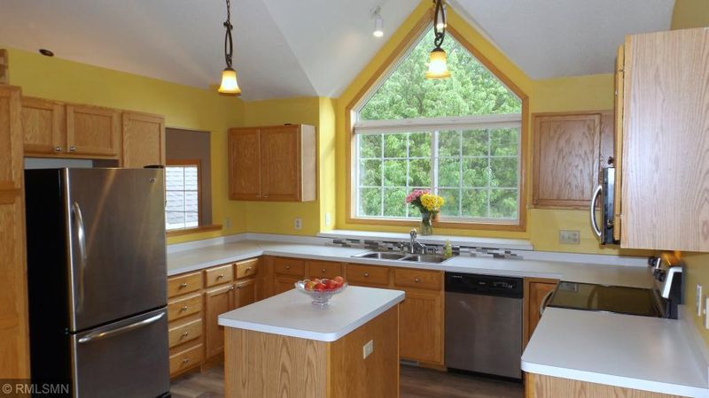 19067 Enchanted Ct, Farmington, MN 55024