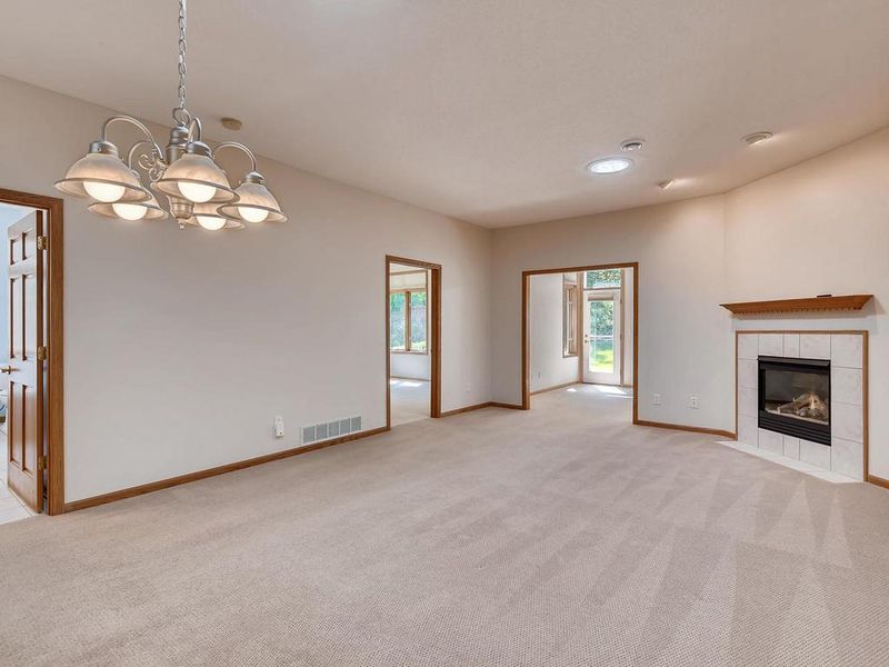 2319 Norwood Ln, Mound, MN 55364