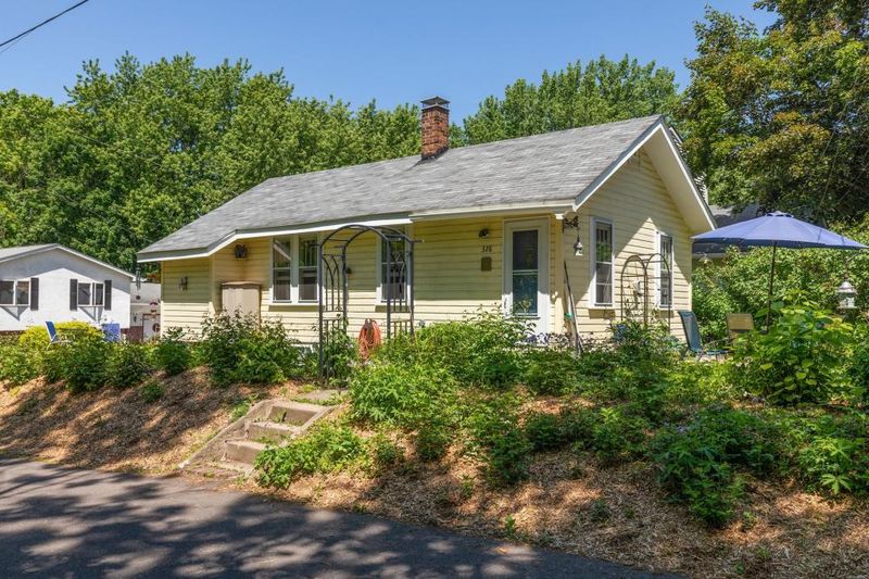 328 Faversham, Willernie, MN 55090