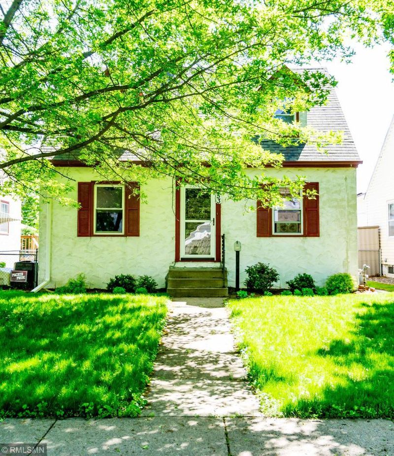 553 7th Ave S, South Saint Paul, MN 55075