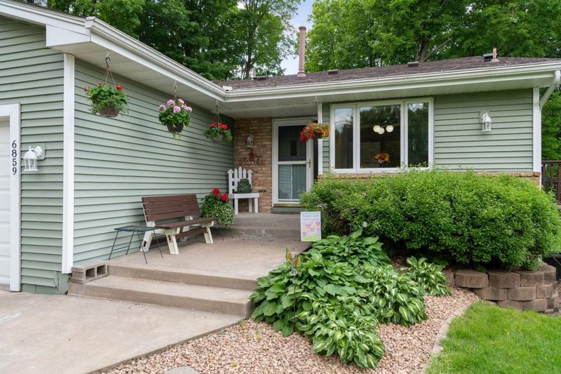 6859 Empire Ln N, Maple Grove, MN 55311