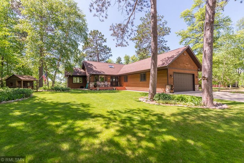 976 Point Narrows Rd, Lake Shore, MN 56468