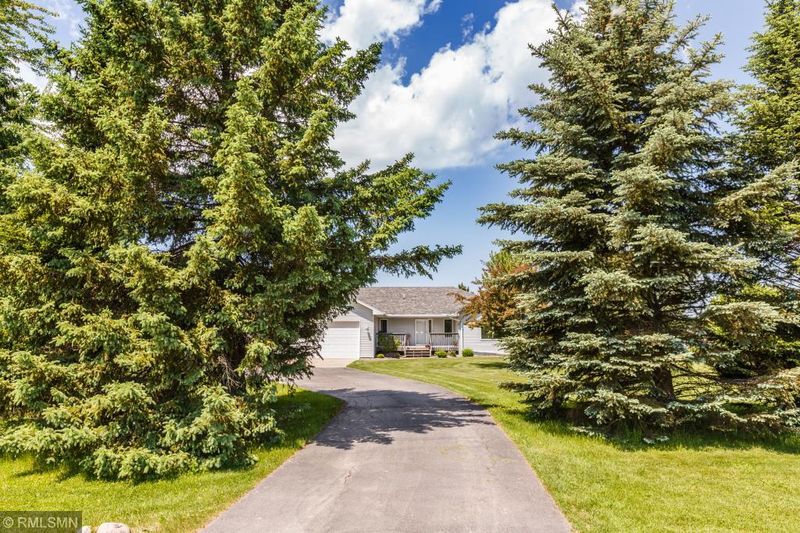 26590 Lakeview Dr, Mora, MN 55051