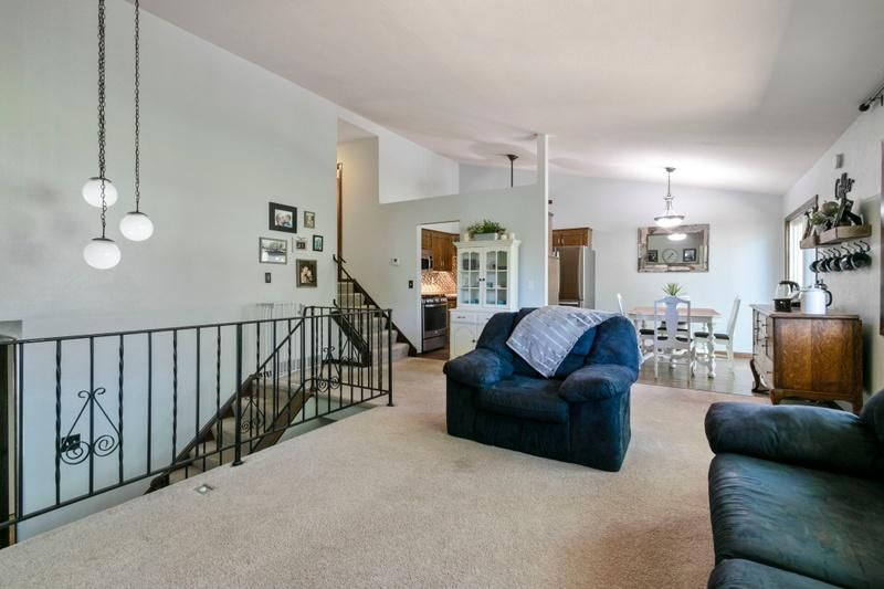 4165 Shirlee Ln S, Shoreview, MN 55126