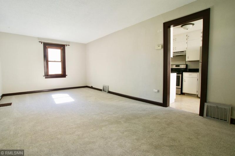 104 Richmond St E, South Saint Paul, MN 55075