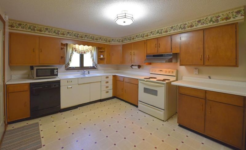 16109 Hotel St, Brainerd, MN 56401
