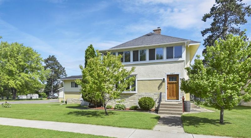 207 1st St NE, Crosby, MN 56441