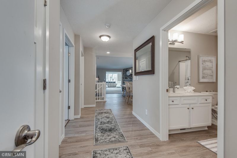 2721 Ridgeview Dr, Red Wing, MN 55066