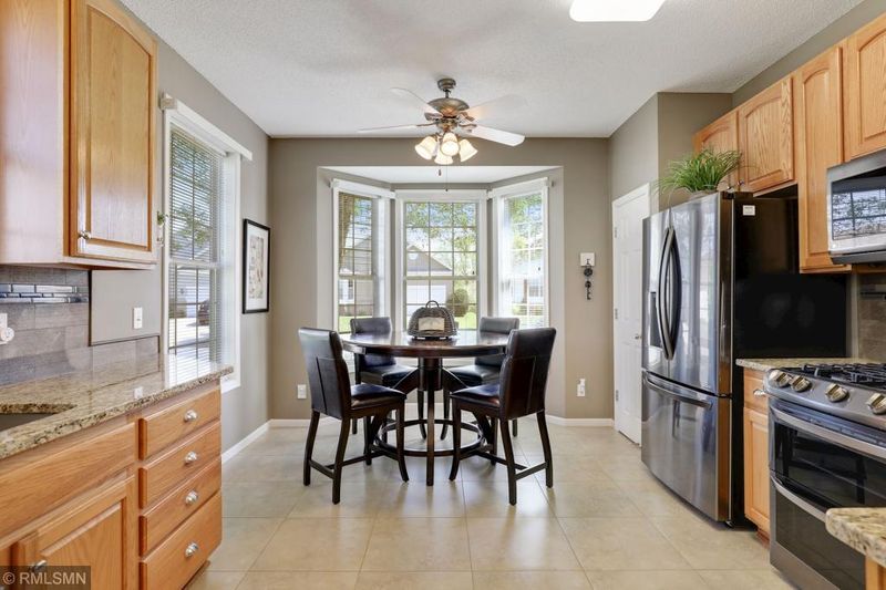 8951 Inland Ln N, Maple Grove, MN 55311