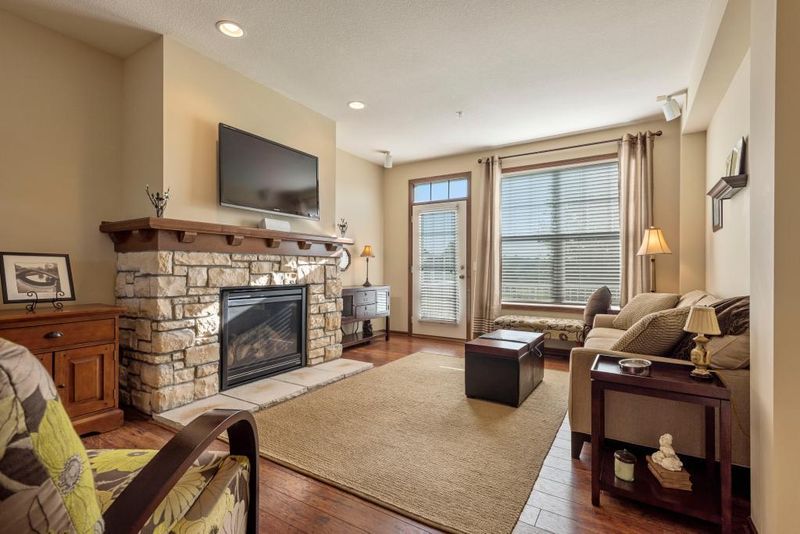 16963 72nd Ave N #3702, Maple Grove, MN 55311