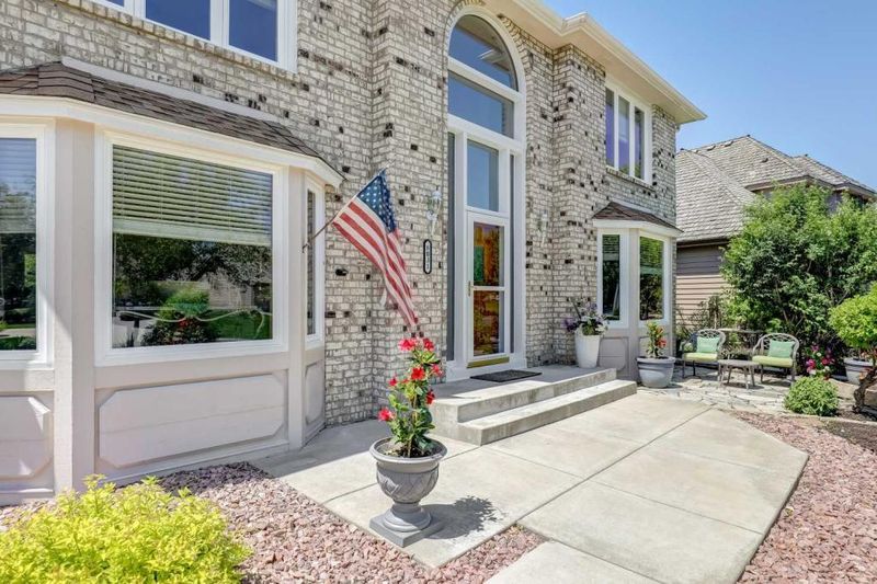 8031 Ranchview Ln N, Maple Grove, MN 55311