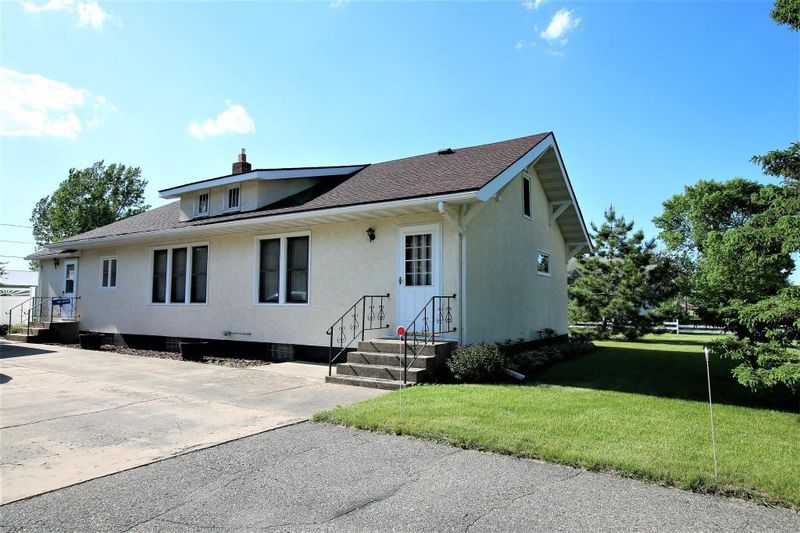 623 3rd St NE, Staples, MN 56479