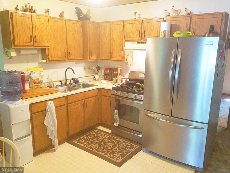 33545 Wuest Ln, Hinckley, MN 55037
