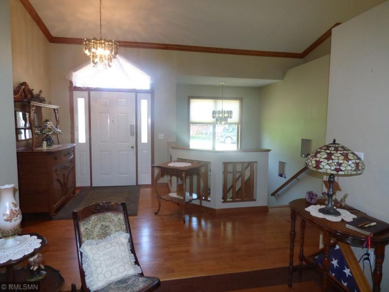 14485 Bunker Dr, Waseca, MN 56093