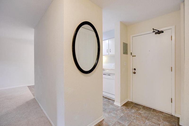 7414 W 22nd St #112, Saint Louis Park, MN 55426