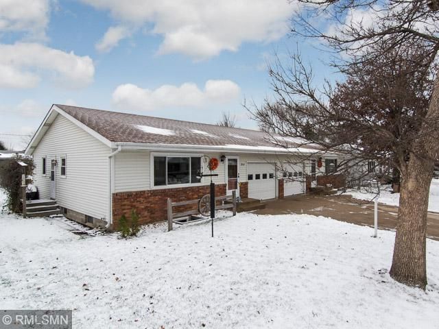 954 Ramsey St S, Shakopee, MN 55379