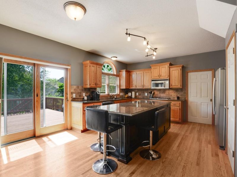 9248 Tewsbury Gate, Maple Grove, MN 55311