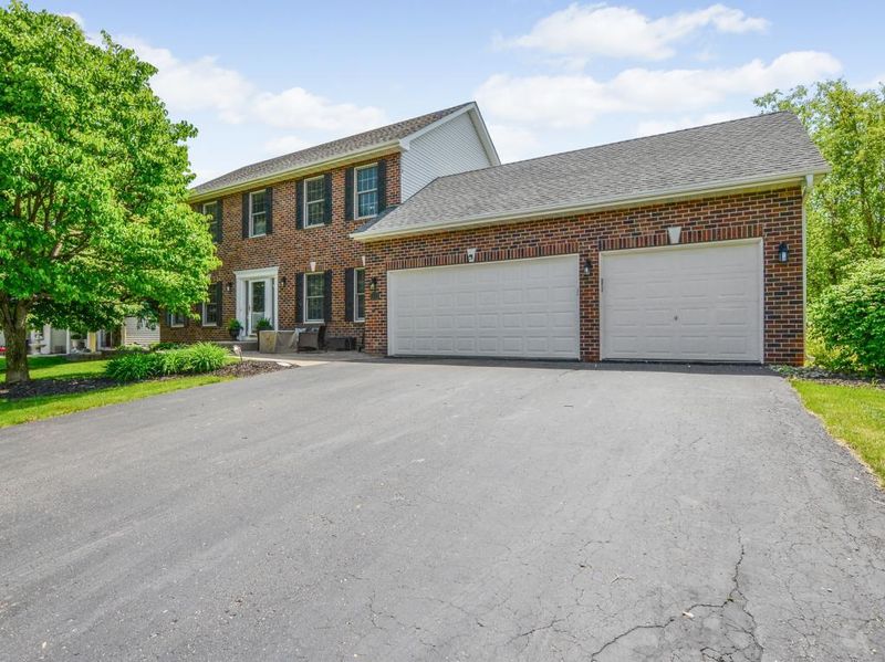 9248 Tewsbury Gate, Maple Grove, MN 55311