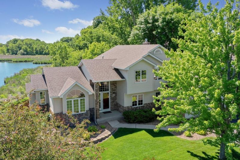 6274 Juneau Ln N, Maple Grove, MN 55311
