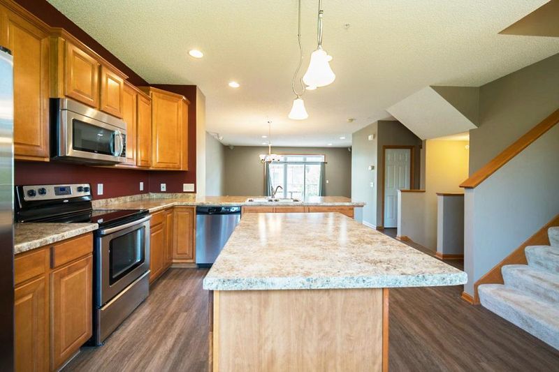 11721 Emery Village Dr N #702, Champlin, MN 55316