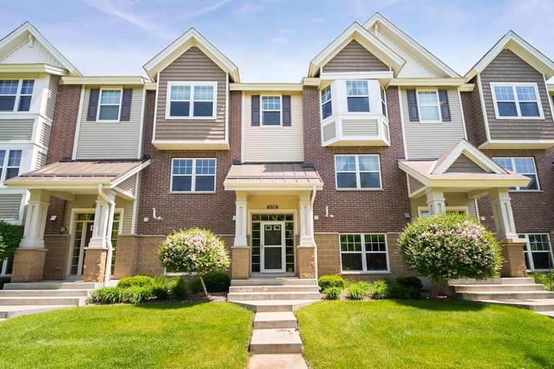 11721 Emery Village Dr N #702, Champlin, MN 55316