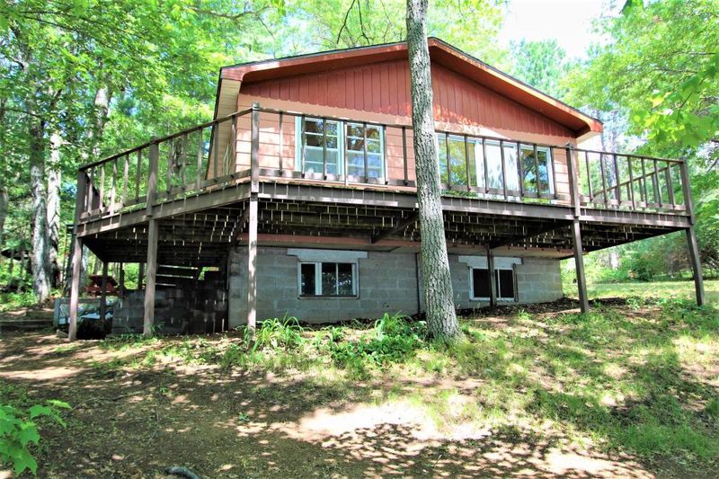 3447 Madonna Ln, Webb Lake, WI 54830