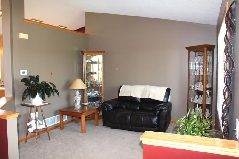 7980 E 280th St, Webster, MN 55088