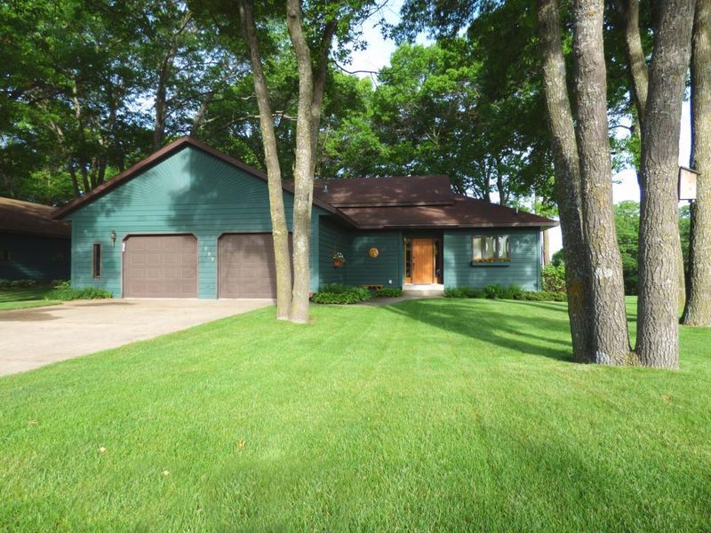1009 9th St NE, Little Falls, MN 56345