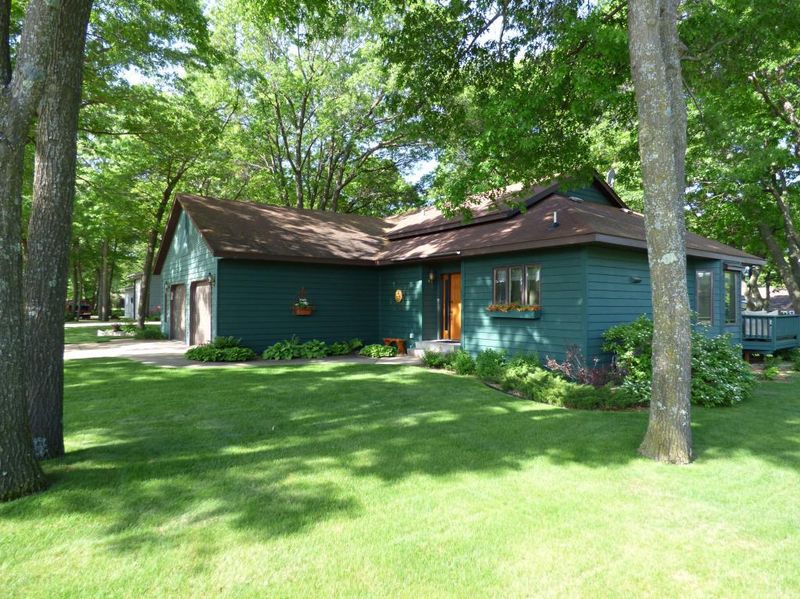 1009 9th St NE, Little Falls, MN 56345