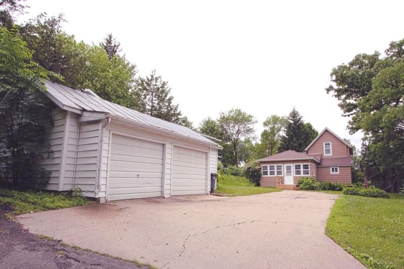 107 S 1st, Cannon Falls, MN 55009